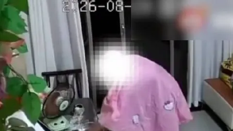 电竞品牌联名，华体会娱乐，潮，新品周边受追捧
